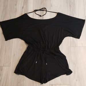Gap black romper size small
